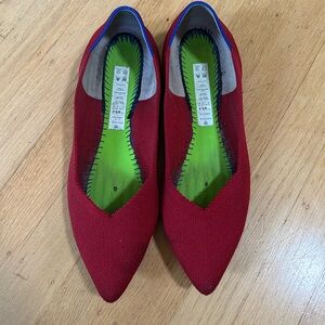 Rothy’s The Point Red Flat